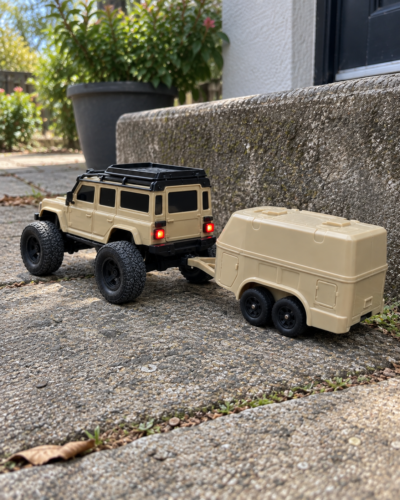 1:64 Scale Mini Desktop RC Crawler - High-Speed Remote Control Off-Road Vehicle Toy with Type-C Charging photo review